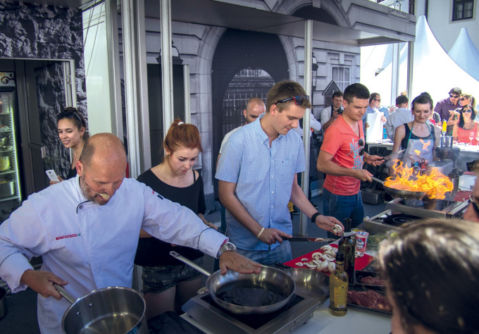 Ústřice, humři i domácí těstoviny : Štemberk Food Festival 2014